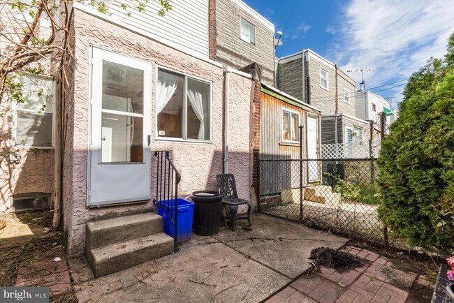 Building Photo - 3121 Agate St