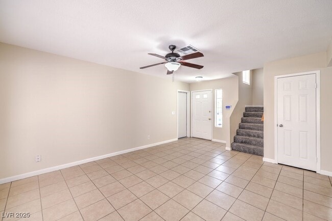 Building Photo - 9448 Hershey Ln