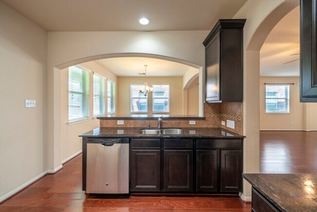 Building Photo - 3906 Waterford Ln