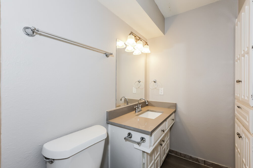 Building Photo - 1134 Madlynne Dr