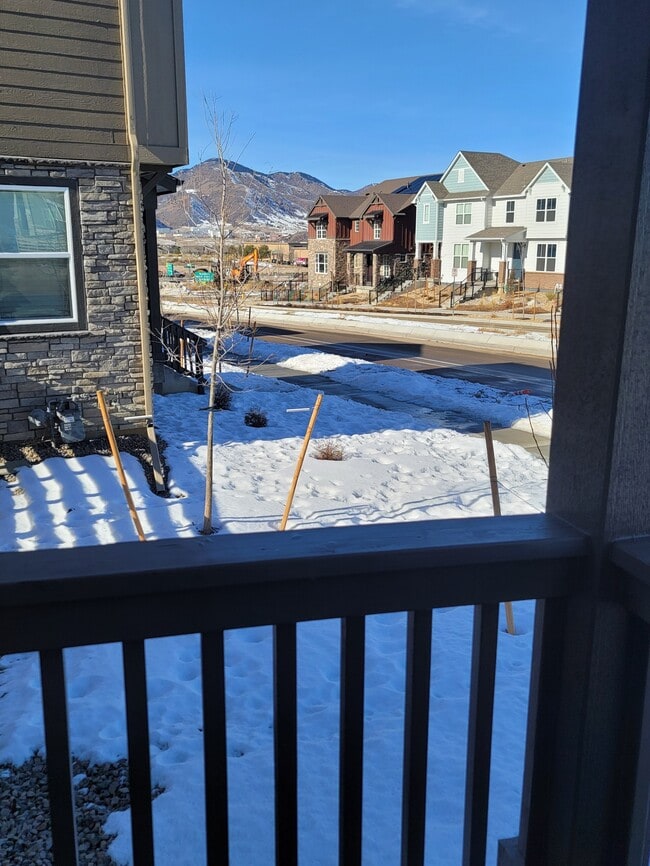 Building Photo - 9882 Monte Vista Ave