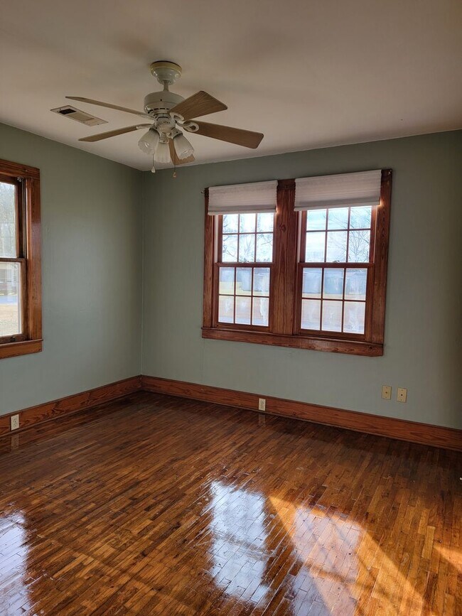 Building Photo - A LOT TO SEE! CALL US FOR A SHOWING!