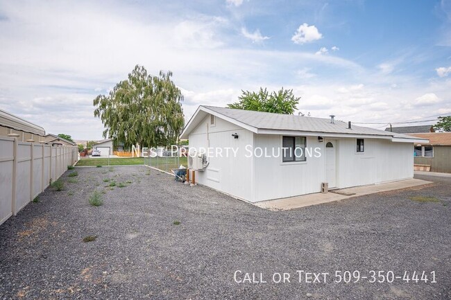 Building Photo - 1 bedroom 1 bathroom Unit in Soap Lake, WA