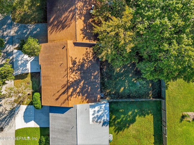 Building Photo - 3608 Chappi Way