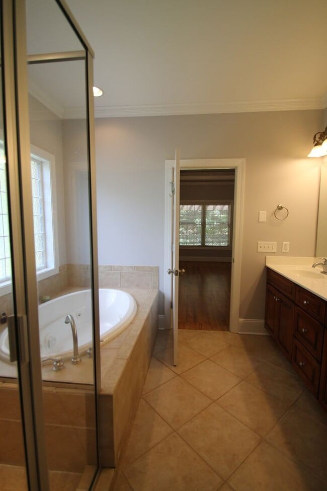 Building Photo - Exclusively Offered By Muse Realty Rentals, LLC