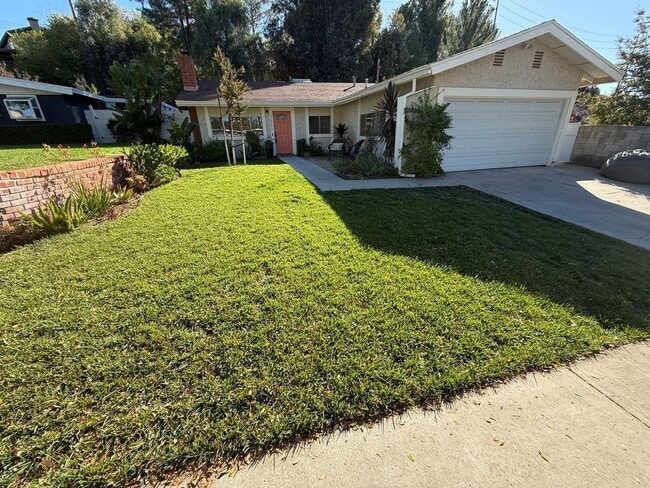 Primary Photo - 3-Bedroom Home with Dog Run and Private Ya...