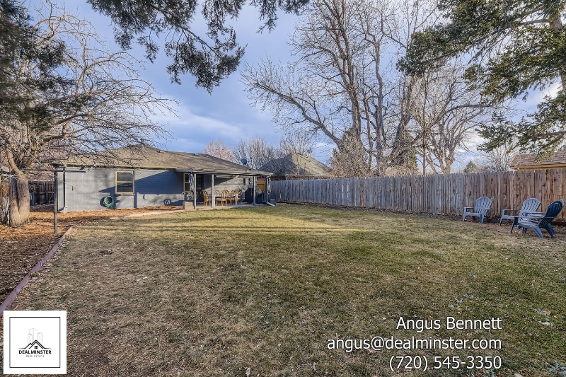 Building Photo - 1265 Jasmine St