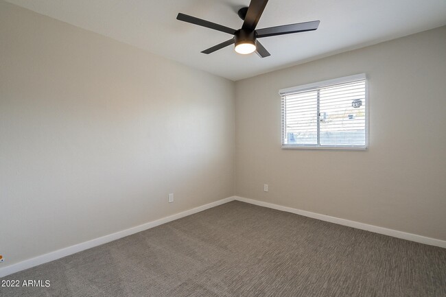 Building Photo - 3232 E Emile Zola Ave