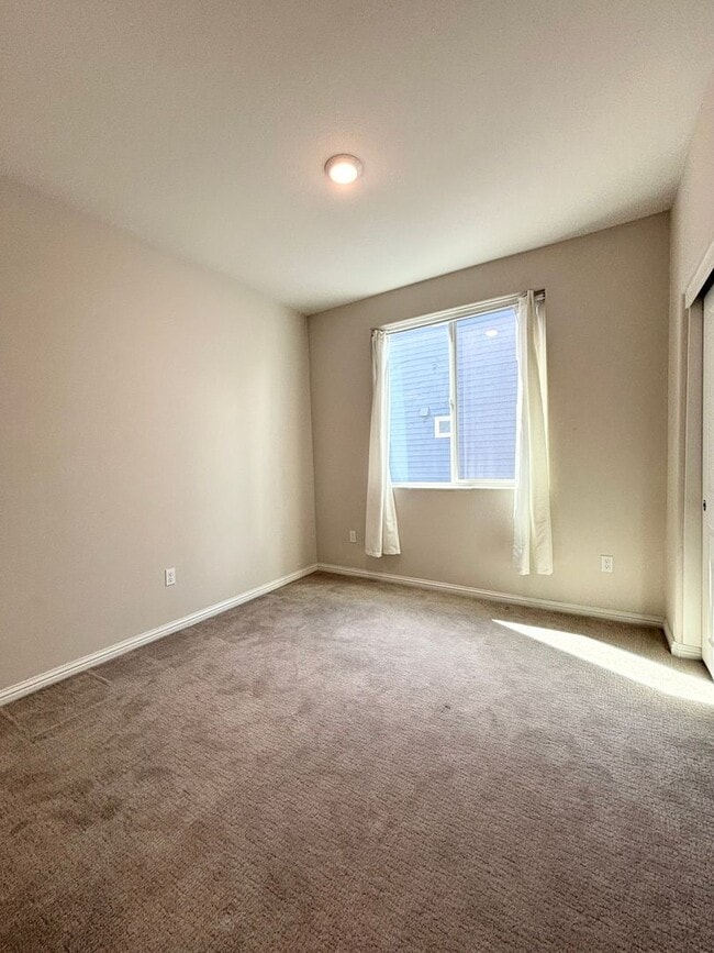 Building Photo - Move-In Ready - New Build 2 Bed / 2 Bath Condo in Milpitas