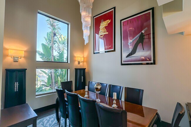 Building Photo - 11470 Dona Evita Dr