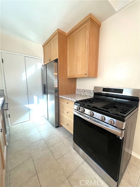 Building Photo - 3501 W Alameda Ave