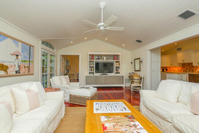 Building Photo - 391 Lee Ave