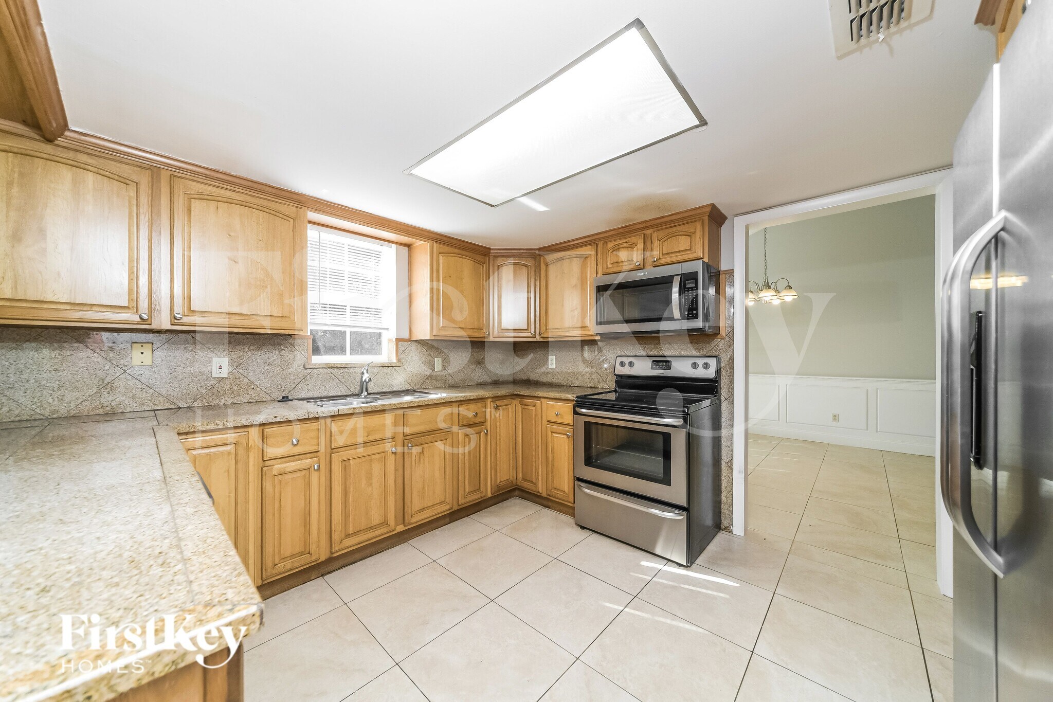 Building Photo - 7654 Balmy Ct