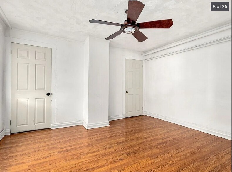 Building Photo - 173 School St