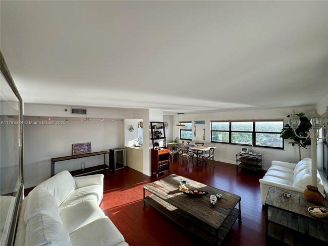 Building Photo - 1201 S Ocean Dr