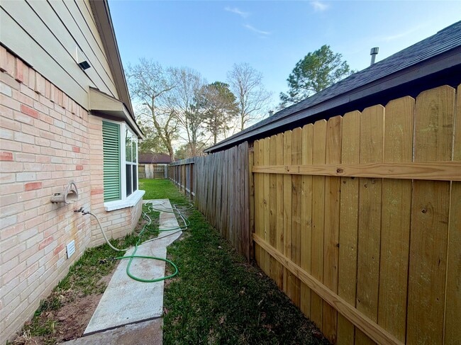 Building Photo - 22315 Waynoka Rd