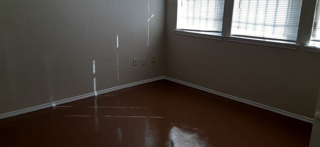 Building Photo - 6406 Costa Mesa Dr