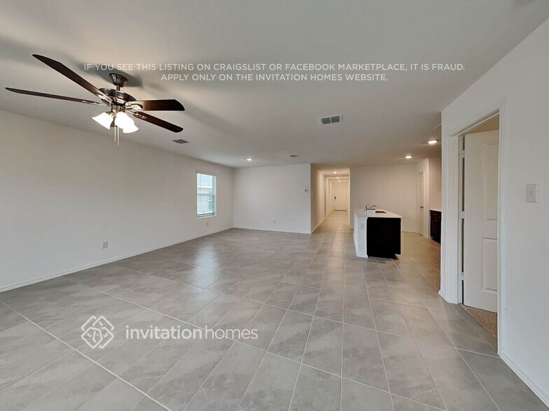 Building Photo - 320 Pueblo Bonito Trl