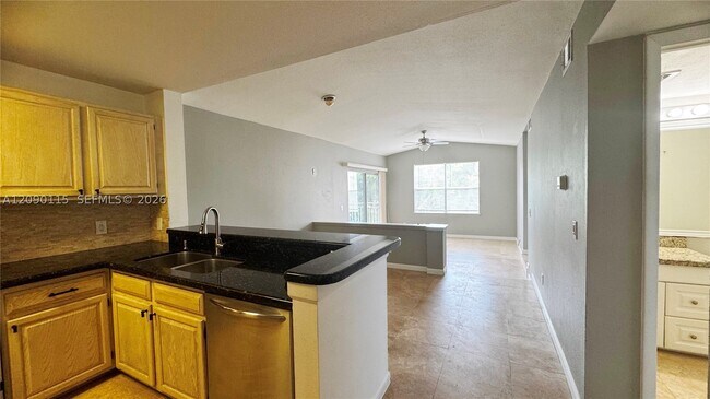 Building Photo - 1760 Palm Cove Blvd