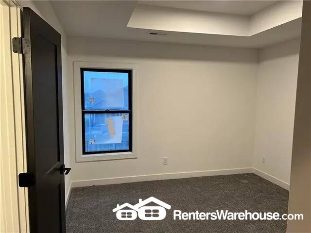 Building Photo - 4709 NE Freehold Dr