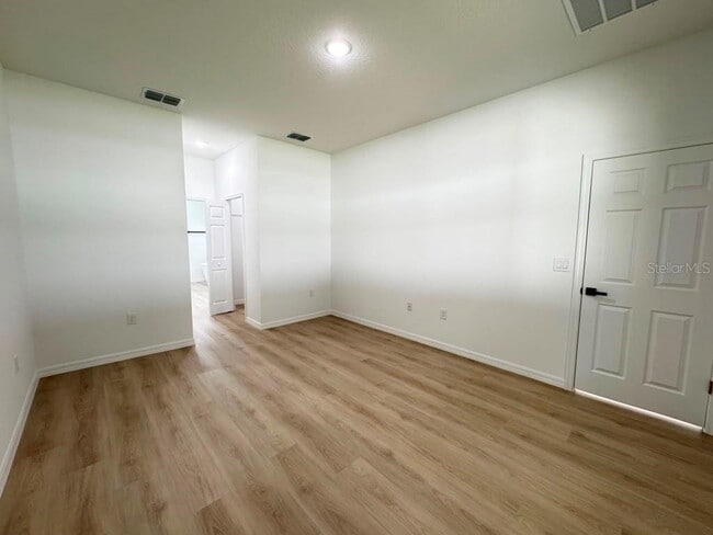 Building Photo - 10020 N Deltona Blvd