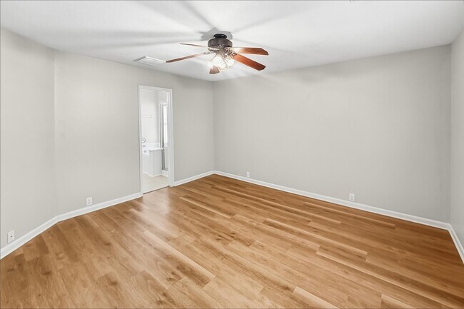 Building Photo - 2764 Woodspring Forest Dr
