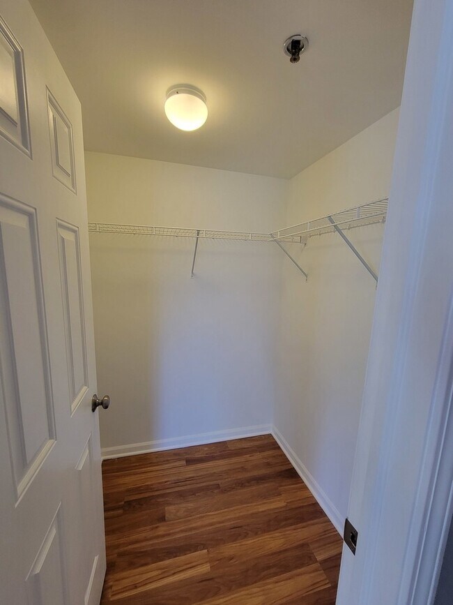 Building Photo - 7326 40th St