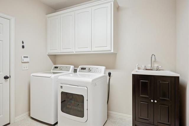 Building Photo - 10032 Gentry Dr