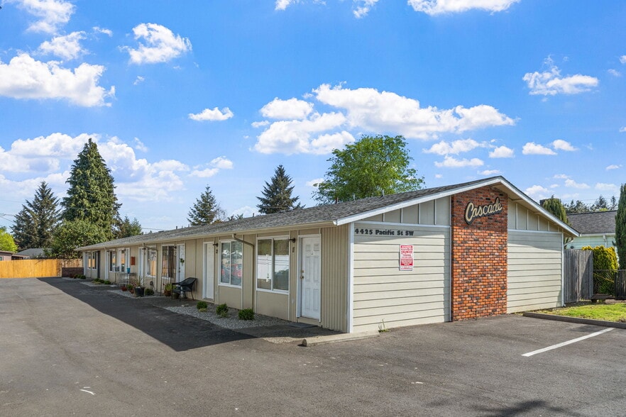 Primary Photo - Cascade Apartments