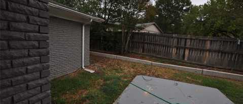 Building Photo - 2232 Shady Brook Dr