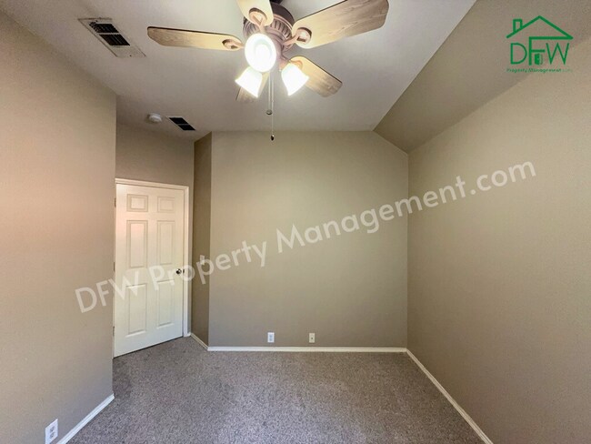 Building Photo - 3024 Peppercorn Dr