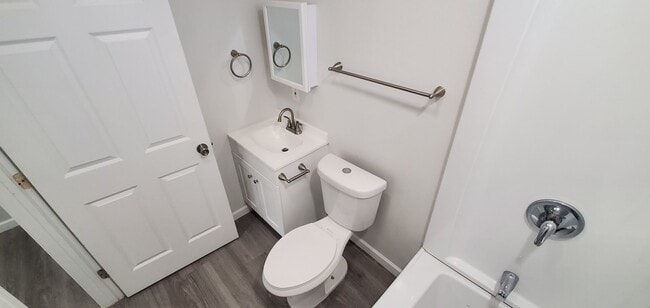 Building Photo - !!! AVAILABLE NOW !!!. Very spacious brand new 3 bed, 2 bath house.