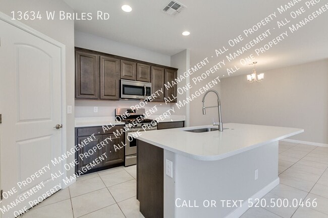 Building Photo - 13634 W Briles Rd