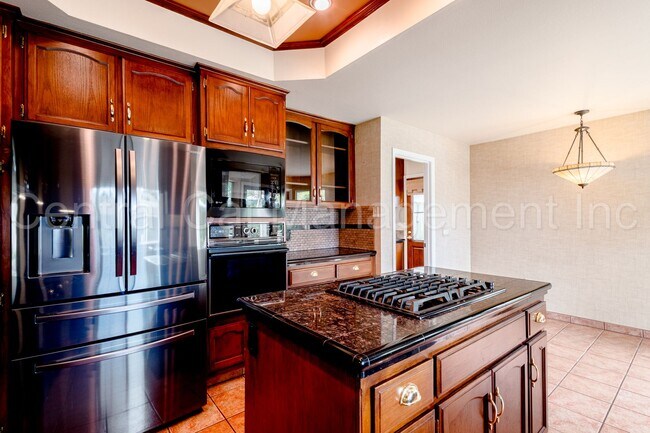 Building Photo - 4 Bedroom/2.5 Bath Home with Paid Solar an...