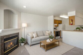 Building Photo - La Maisonnette