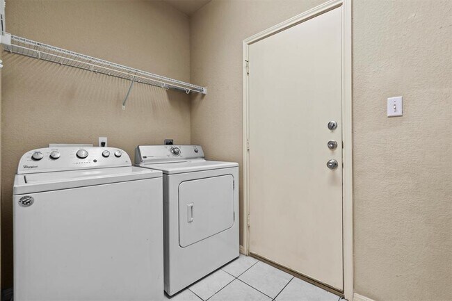 Building Photo - 197 Ferrule Dr