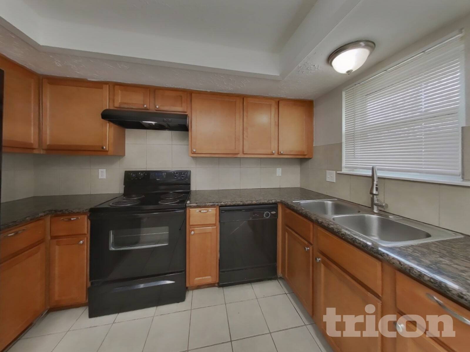 Building Photo - 8510 Sorrel Dr