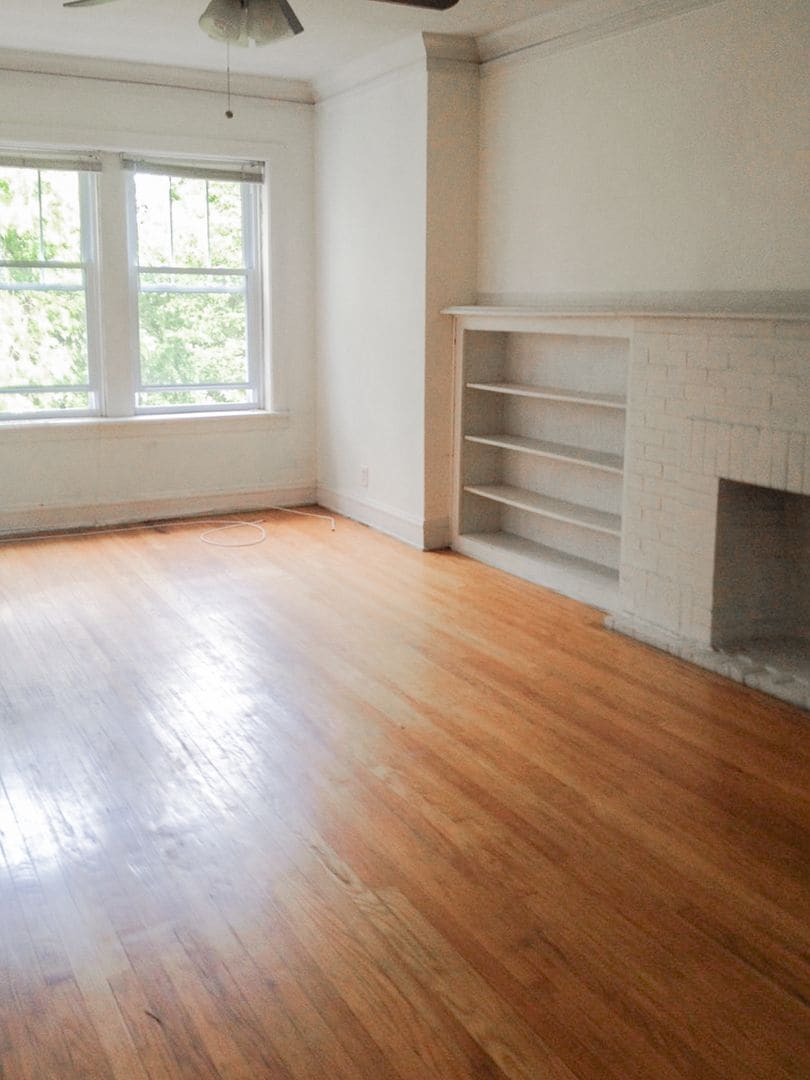 Building Photo - 2016 W Ainslie St