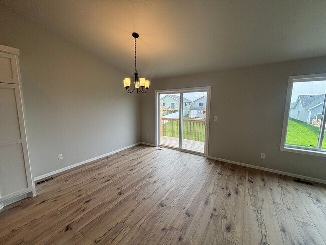 Building Photo - Brand-New 4-Bed Twinhome | 2,180 Sq Ft | S...
