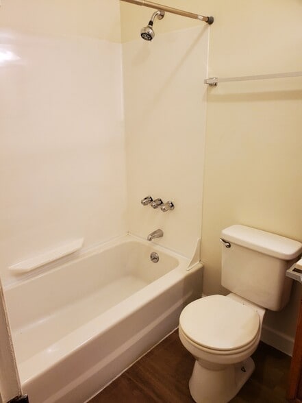 Building Photo - 1055 Saxonburg Blvd