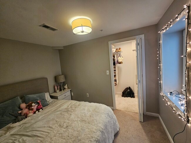 Building Photo - 16831 Centerfield Way