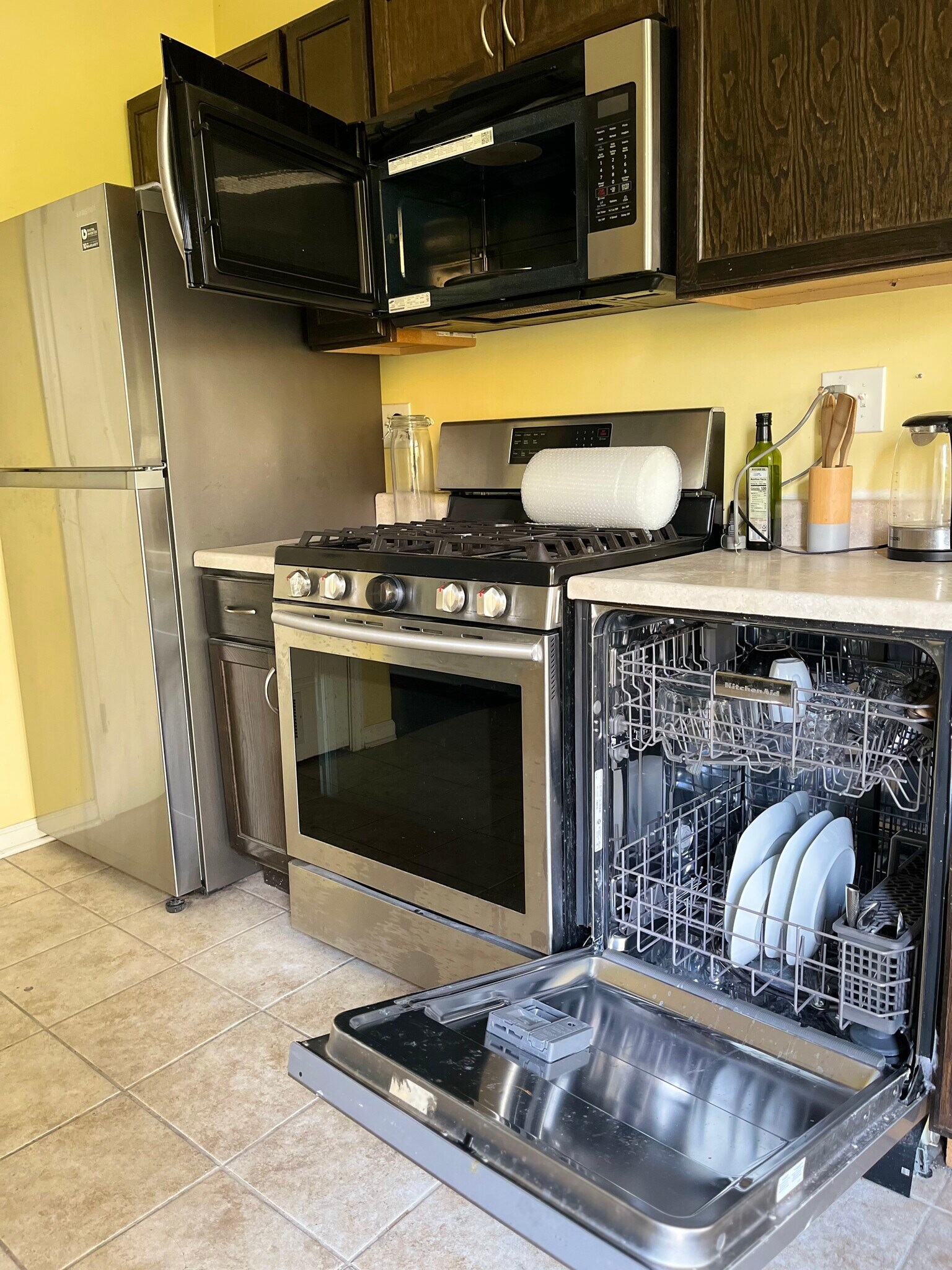 Building Photo - 2115 S Central Park Ave