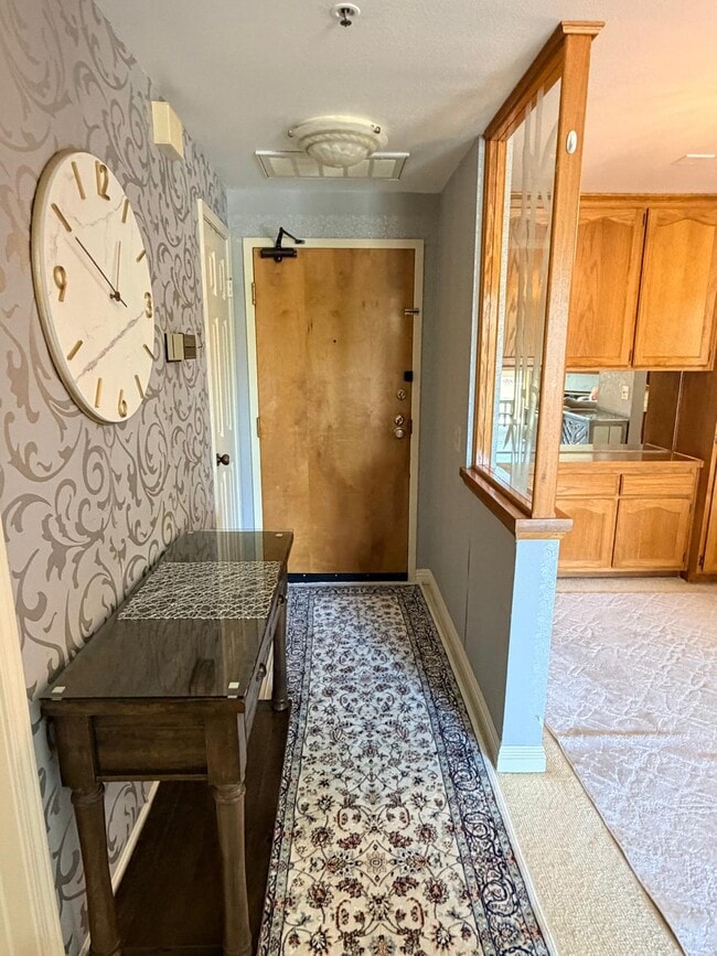 Building Photo - 5875 Friars Rd