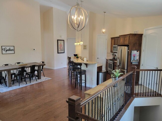 Building Photo - 6980 Wildridge Rd