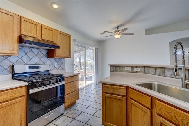 Building Photo - 3 bed, 2 bath home in Prescott Valley