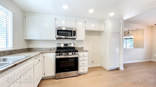 Building Photo - 1815 Tipperary Ln