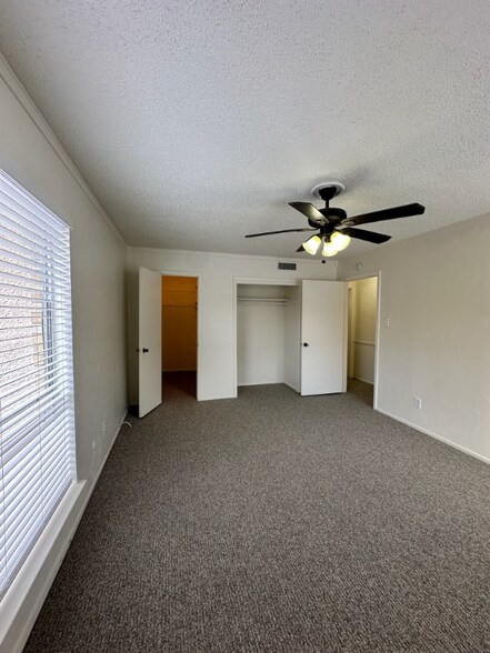 Building Photo - 12816 Midway Rd
