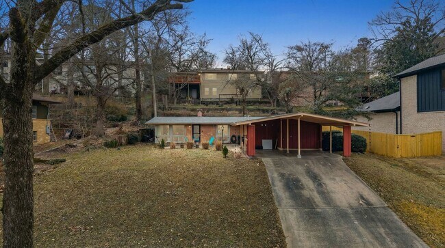 Building Photo - 1512 Waterside Dr