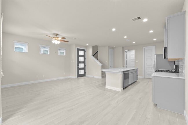 Building Photo - 3109 Cloud Forest Ln