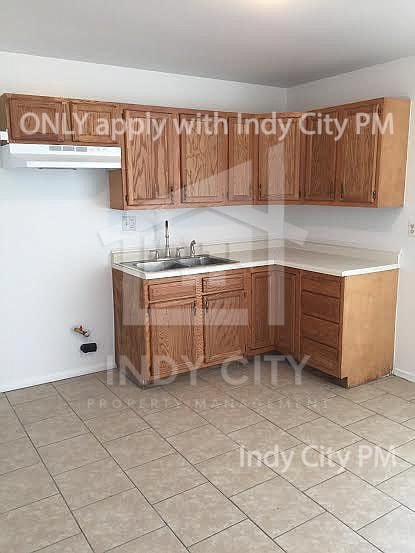 Building Photo - 6658 E 43rd Pl